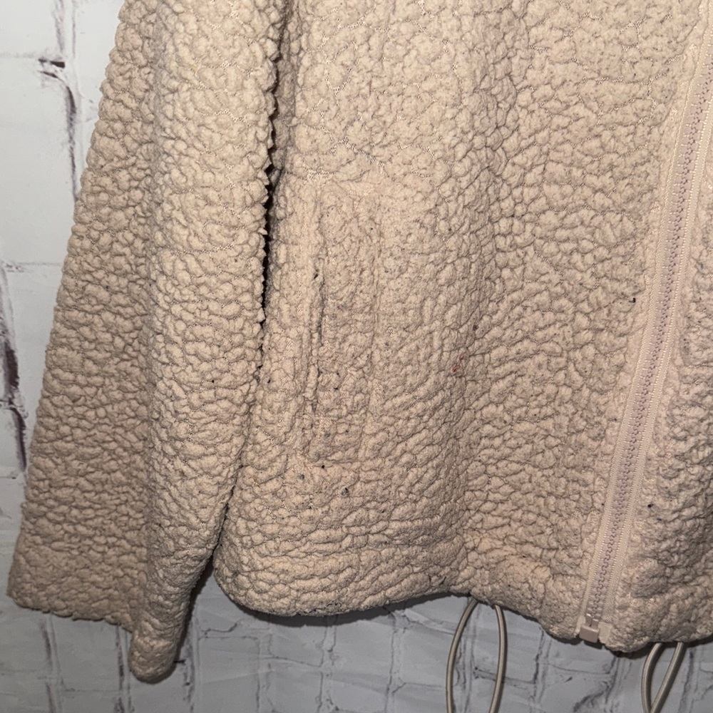 Women’s Cream Color Teddy Jacket - Picture 6 of 8
